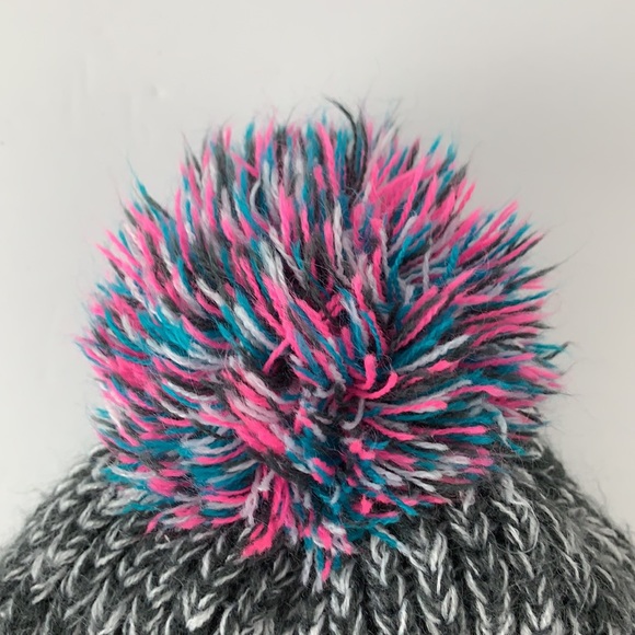 Baby Penguin Pom Pom Winter Hat - Picture 4 of 10
